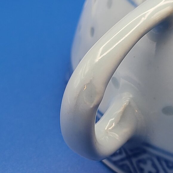 2 Vintage Jingdezhen China Rice Grain Blue White Porcelain Cups Saucer - Picture 6 of 9